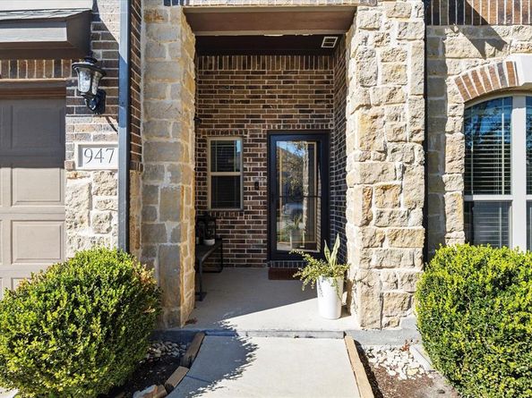 947  Mangrove Drive , Fate Texas 75087