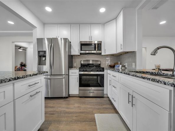 8113  Raymond Avenue , White Settlement Texas 76018