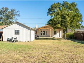 8113  Raymond Avenue , White Settlement Texas 76018