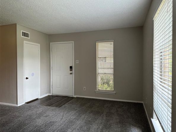 3712  Dexter  , Fort Worth Texas 76107