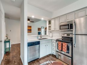 5200  Martel Avenue  6Q, Dallas Texas 75206