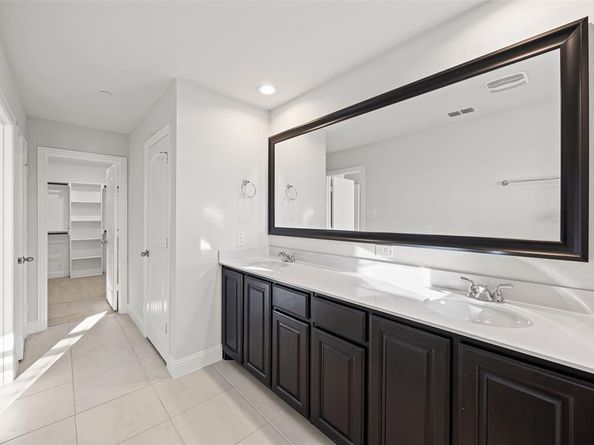 519  Sandiford Court , Mansfield Texas 76063