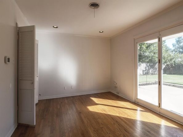 1710  15th Place , Plano Texas 75074