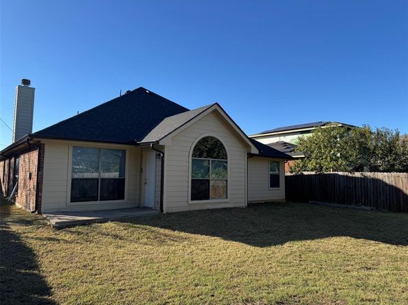 6611  Rockdale Road , Fort Worth Texas 76134