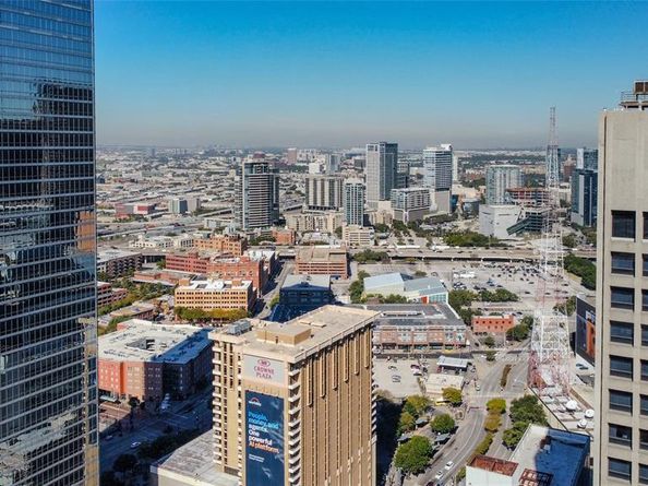 1200  Main Street  1404, Dallas Texas 75202