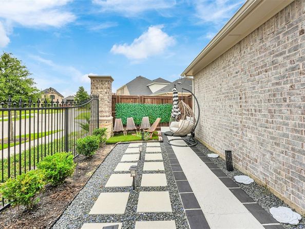 3201  Casa Blanca Street , Celina Texas 75009