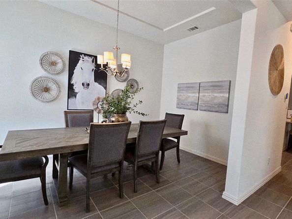 1207  Birds Fort Trail , Arlington Texas 76005