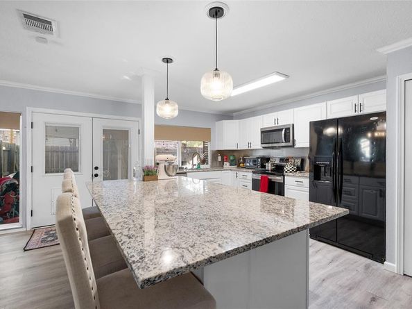 2038  Rose Hill Road , Carrollton Texas 75007