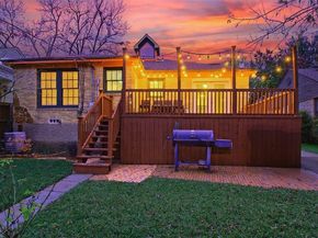 7010  Vivian Avenue , Dallas Texas 75223