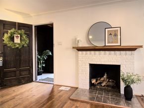 7010  Vivian Avenue , Dallas Texas 75223