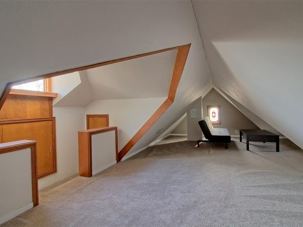 7010  Vivian Avenue , Dallas Texas 75223