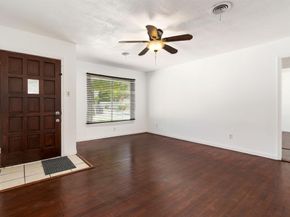 1201 W Felix Street , Fort Worth Texas 76115