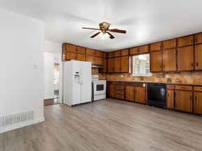 1201 W Felix Street , Fort Worth Texas 76115