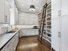 201  Park Ridge Boulevard , Southlake Texas 76092