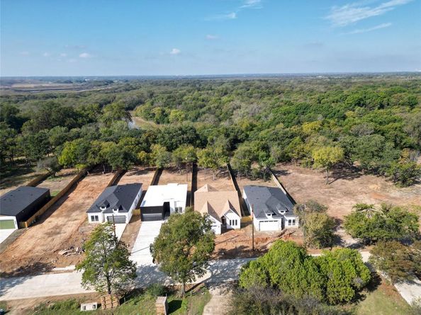 1127  Riverwood Road , Dallas Texas 75217