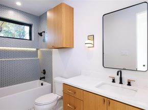 10142  Coppedge Lane , Dallas Texas 75229