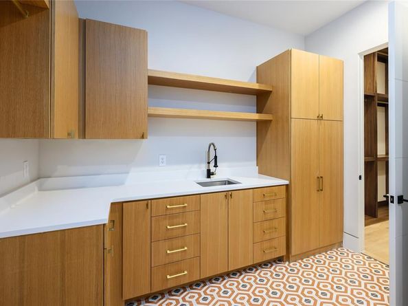 10142  Coppedge Lane , Dallas Texas 75229