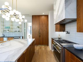 10142  Coppedge Lane , Dallas Texas 75229