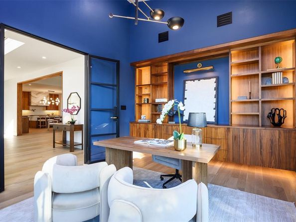 10142  Coppedge Lane , Dallas Texas 75229