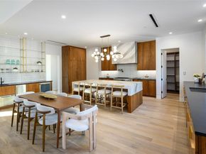 10142  Coppedge Lane , Dallas Texas 75229