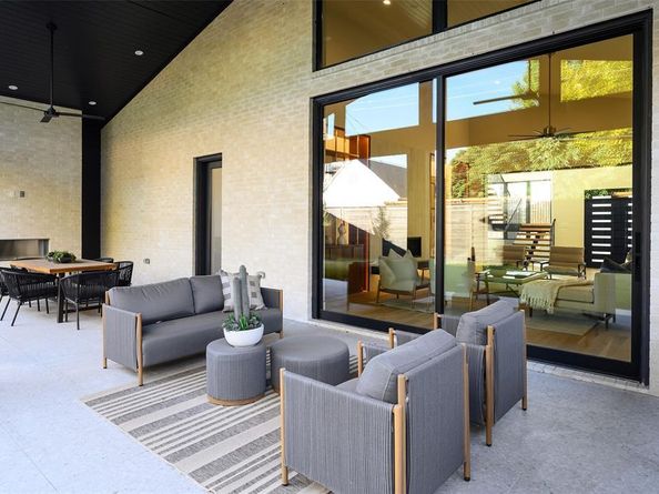 10142  Coppedge Lane , Dallas Texas 75229