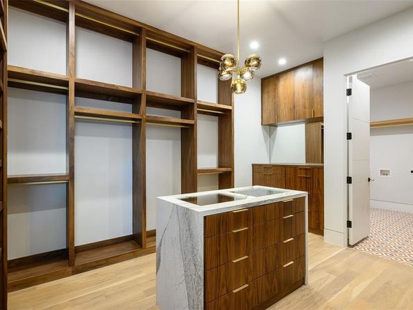 10142  Coppedge Lane , Dallas Texas 75229