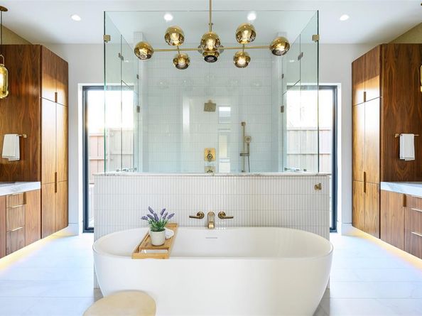 10142  Coppedge Lane , Dallas Texas 75229