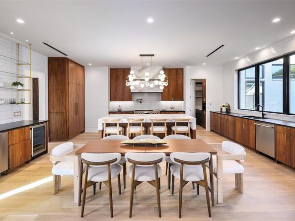 10142  Coppedge Lane , Dallas Texas 75229