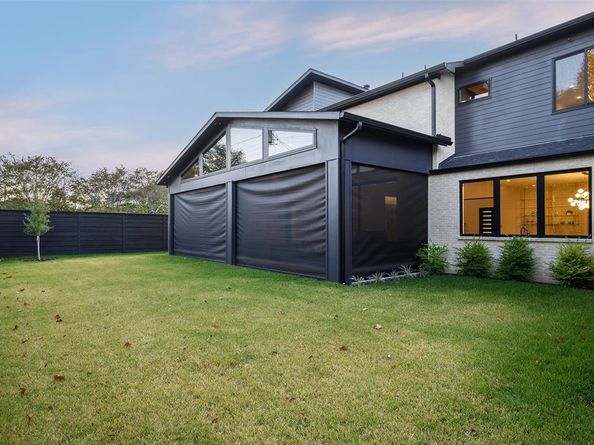 10142  Coppedge Lane , Dallas Texas 75229