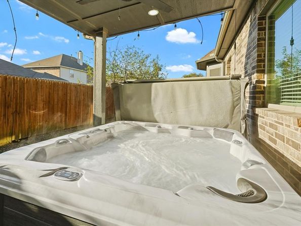 5852  Tory Drive , Grand Prairie Texas 75052