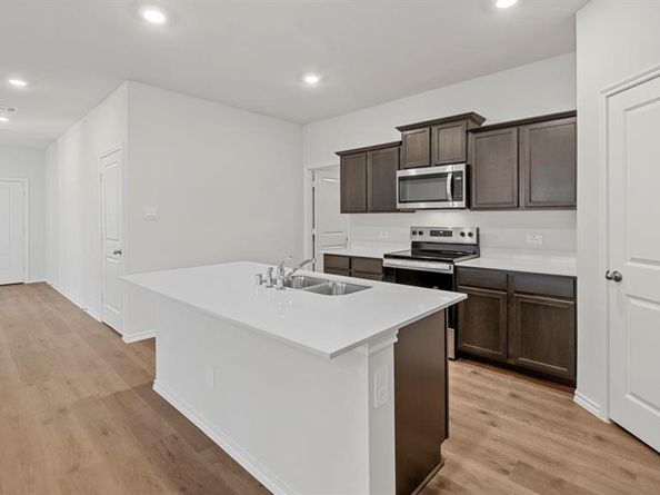 4125  Amethyst Drive , Celina Texas 75009