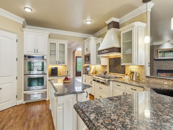 3007  Sunray Valley Court , Arlington Texas 76012