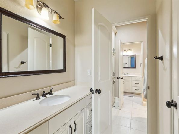 3007  Sunray Valley Court , Arlington Texas 76012