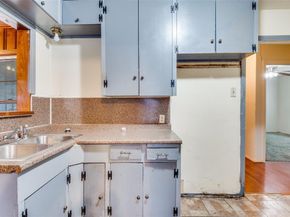 2547  Fordham Road , Dallas Texas 75216