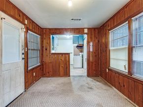 2547  Fordham Road , Dallas Texas 75216