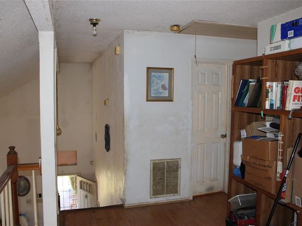 806  Clover Hill Lane , Cedar Hill Texas 75104