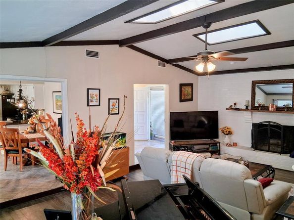 1218  Merrimac Trail , Garland Texas 75043