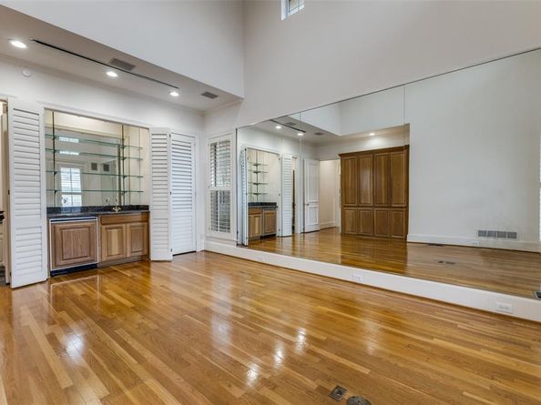 1708  Nelson Drive , Irving Texas 75038