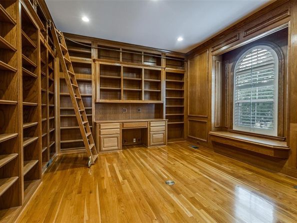 1708  Nelson Drive , Irving Texas 75038