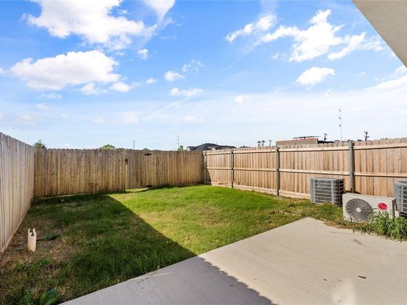 3623  Portland Street , Irving Texas 75062