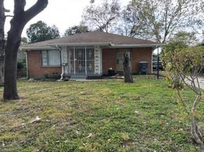 1570  Sutter Street , Dallas Texas 75216