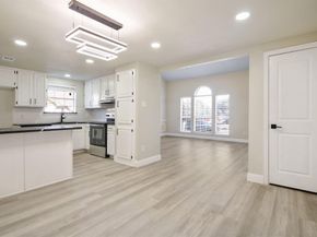 6702  Flamewood Drive , Arlington Texas 76001