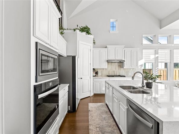 3516  Ithaca Street , Corinth Texas 76208