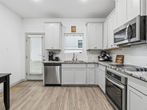 1106  Bowie Drive , Lewisville Texas 75077