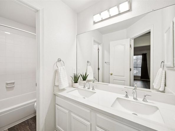 3006  Cottonwood Court , Rowlett Texas 75088