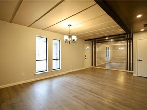 905  Pine Tree  , DeSoto Texas 75115