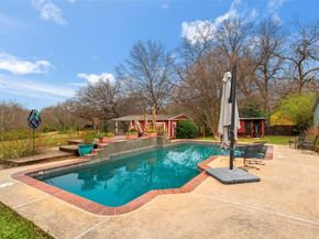 441 S Dallas Avenue , Lancaster Texas 75146