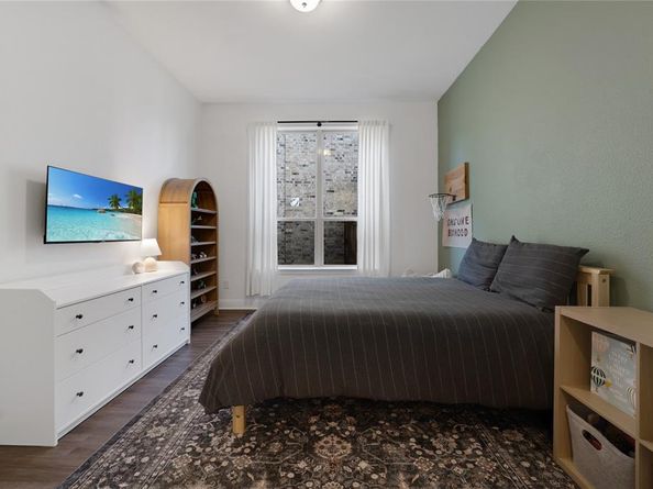 1501  White Water Way , Aubrey Texas 76227