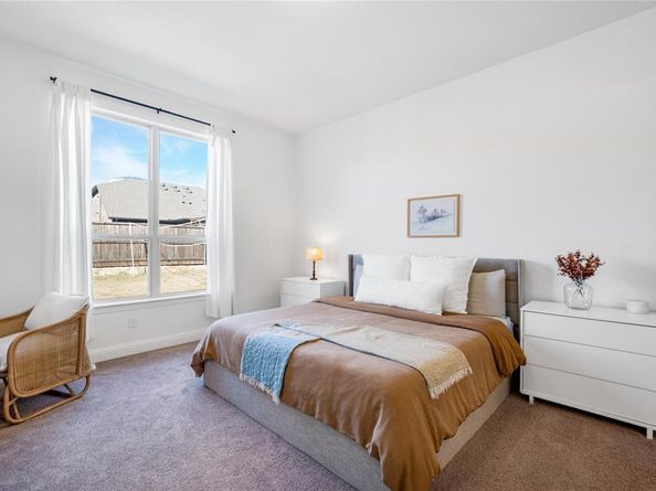 1501  White Water Way , Aubrey Texas 76227