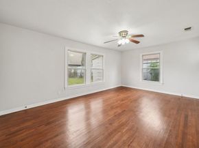 1022  Churchill Road , Fort Worth Texas 76114